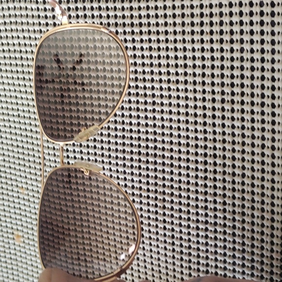 Michael Kors unisex sunglasses - Picture 7 of 8